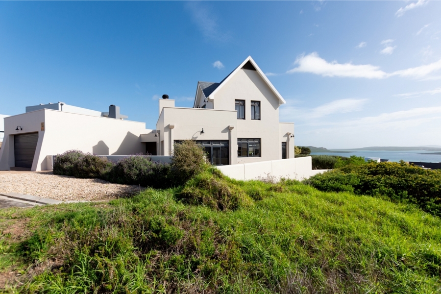 5 Bedroom Property for Sale in Myburgh Park Western Cape